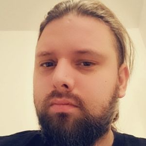 Meet your Posher, Eric